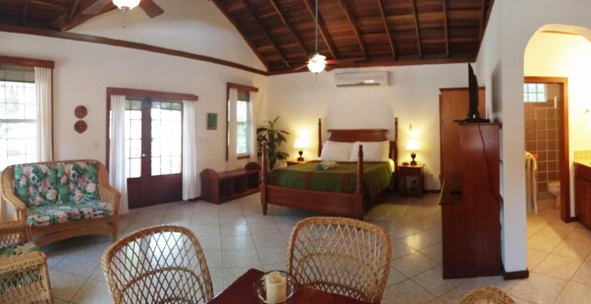 Cocotal Inn And Cabanas San Pedro  Zimmer foto